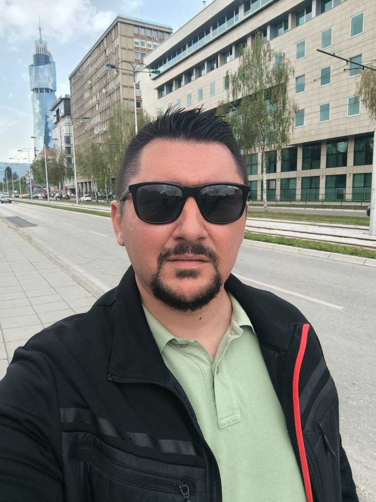 Ademir - profesionalni vozač